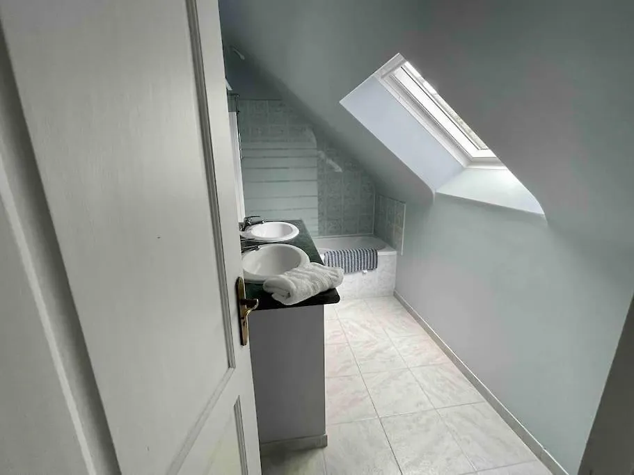 Location De Charme, Cosy La Maison De Keraudran Ploemel France